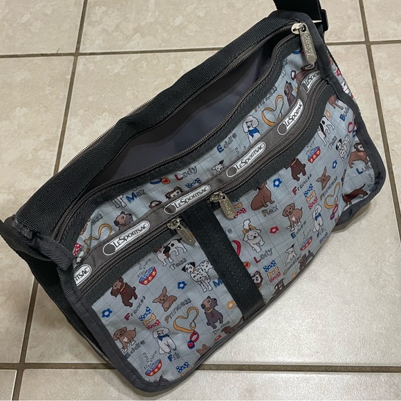 LeSportsac travel bag. Dog print. - Picture 4 of 5